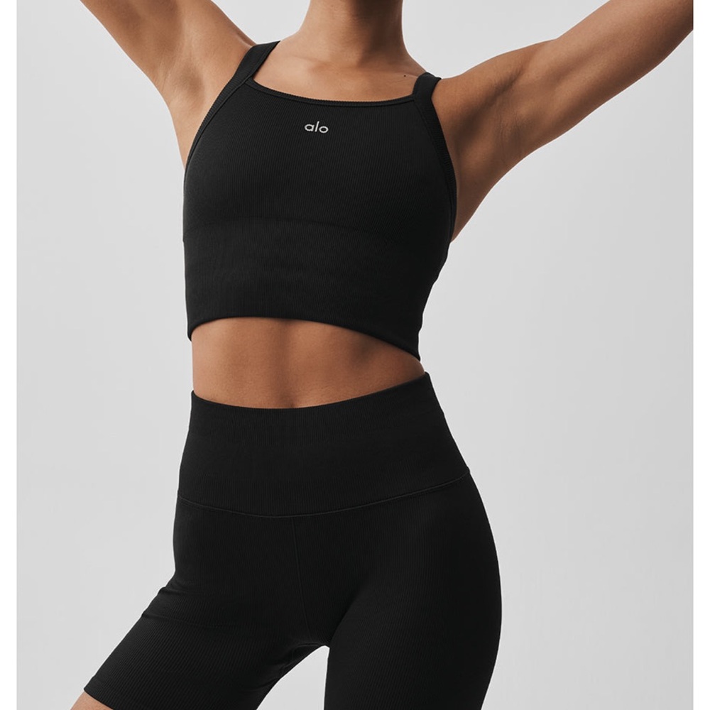Alo Seamless Ribbed Favorite Bra Tank Black - Picture 4 of 5